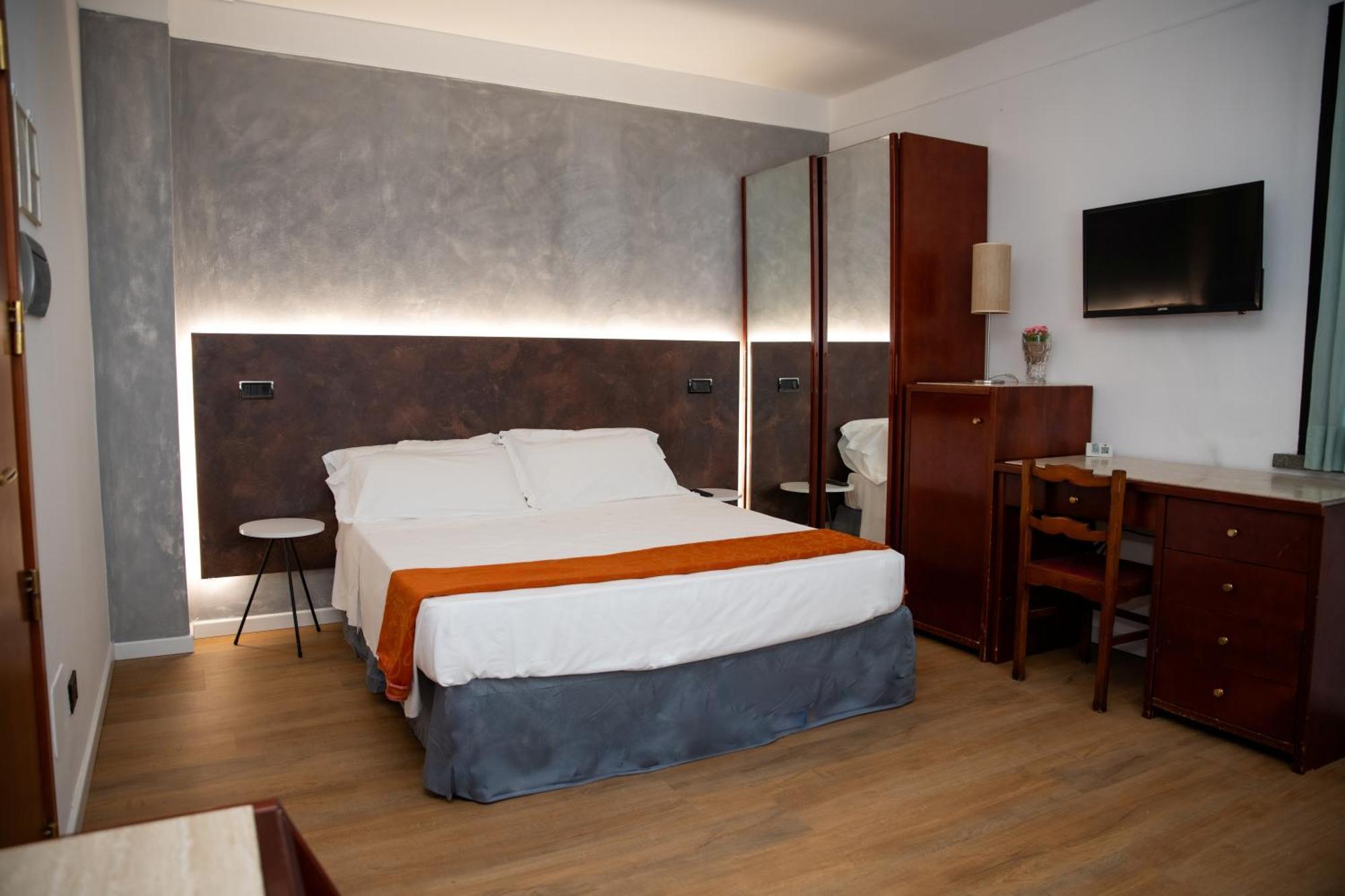 Sirena - 4* Cesenatico